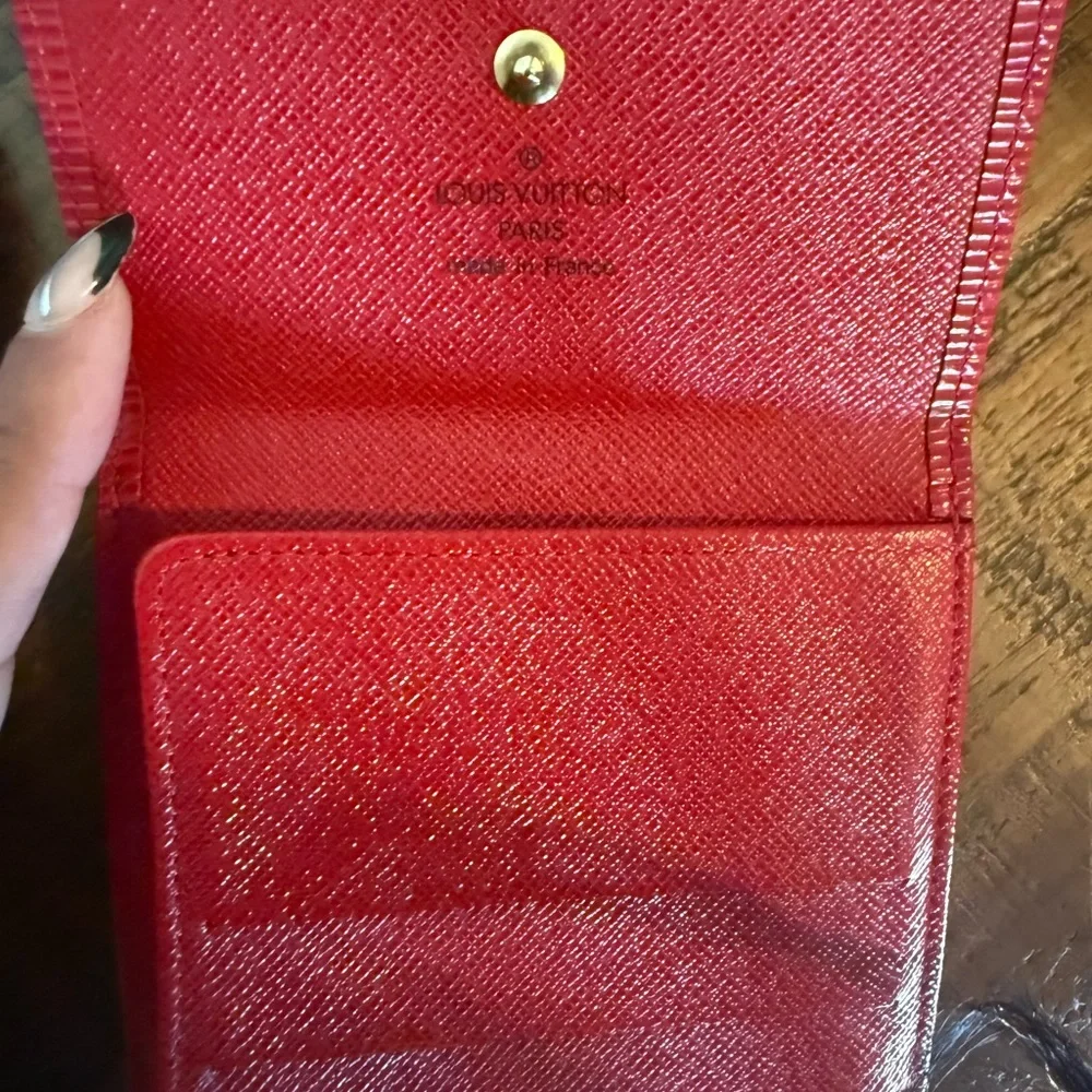 Louis Vuitton Vibrant Red Wallet - Picture 5 of 7